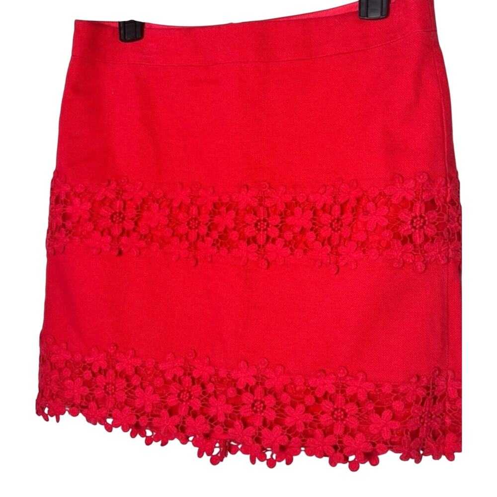 J Crew 8 Red crocheted detail daisy patterned lined mini pencil skirt scalloped